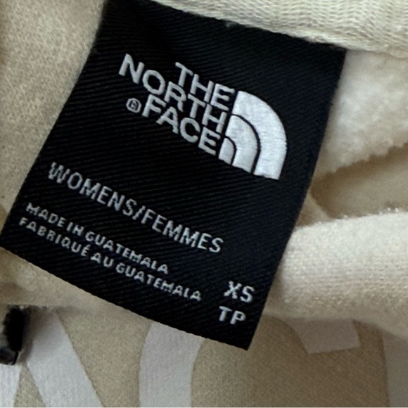 The North Face Off-White Hoodie - Picture 6 of 6
